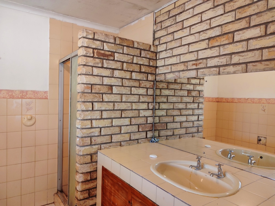 7 Bedroom Property for Sale in Randlespark North West